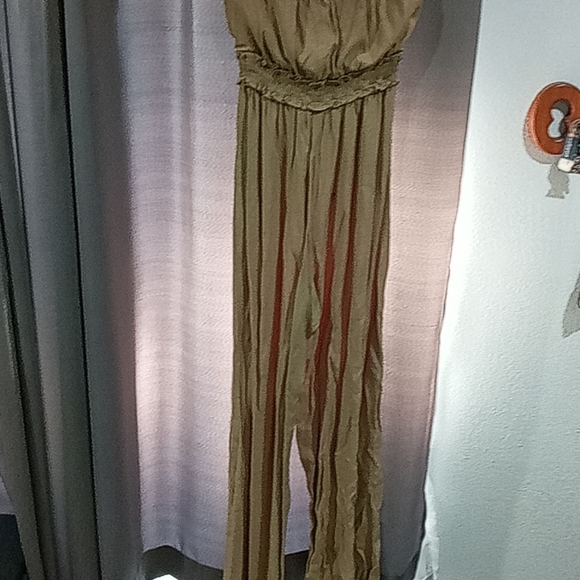 Romper - Picture 3 of 3